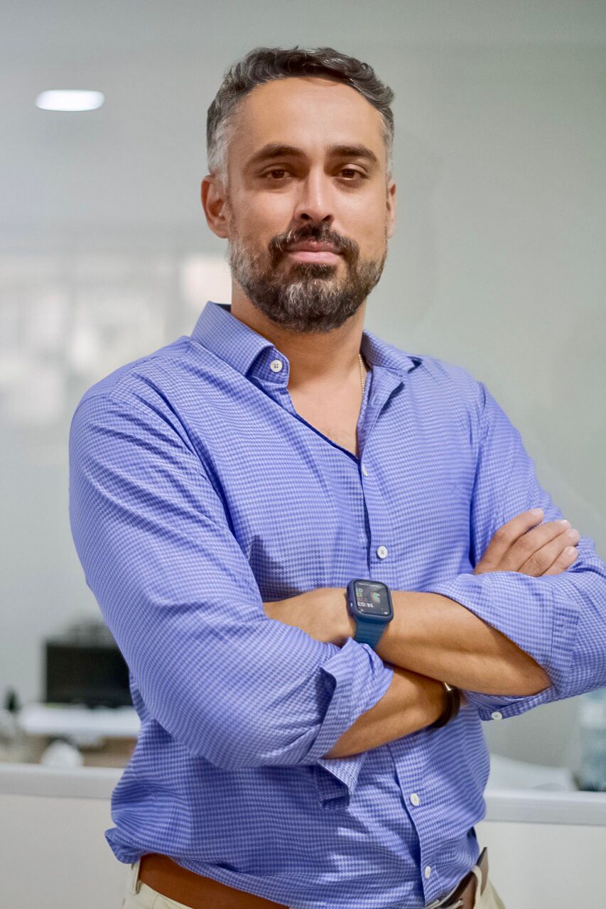 Eduardo Simon — Diretoria comercial da DuMed